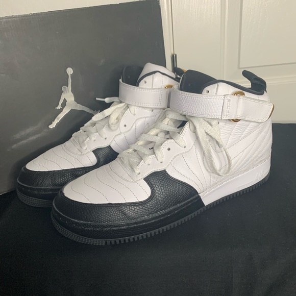 air jordan force taxi 12